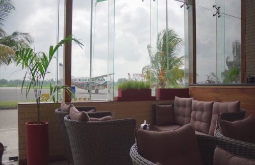 ZNZThe Premium Lounge