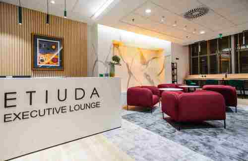 WAWEtiuda Executive Lounge 