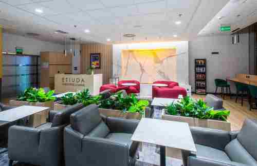 WAWEtiuda Executive Lounge 