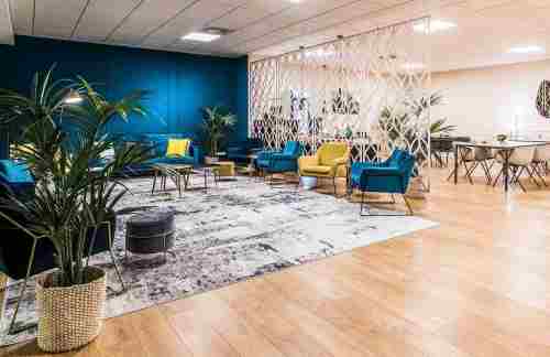 BCNSleep & Fly Business Center