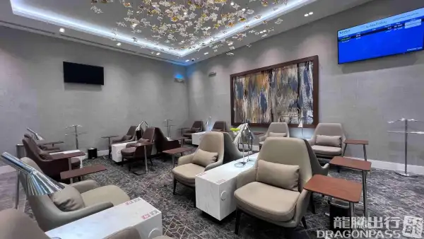 Hayyak Lounge Domestic – photos 2
