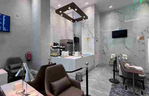 TIFHayyak Lounge Domestic