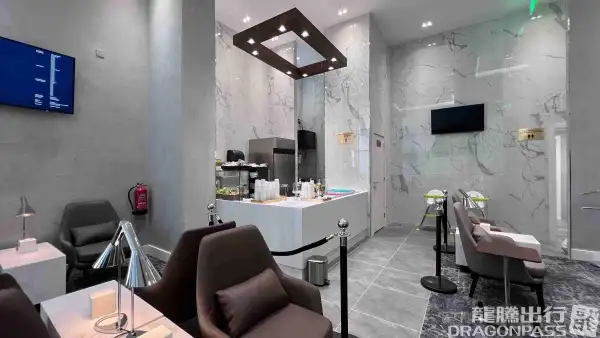 Hayyak Lounge Domestic – photos 3