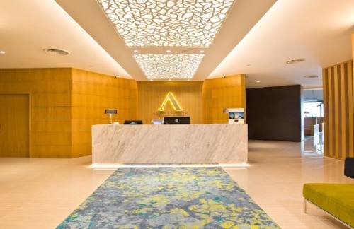 SINAmbassador Transit Lounge(T2)