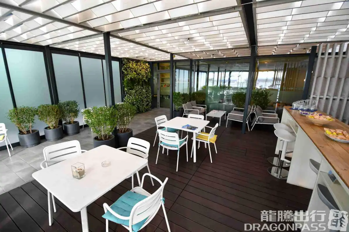 VIP/Business Lounge – photos 3