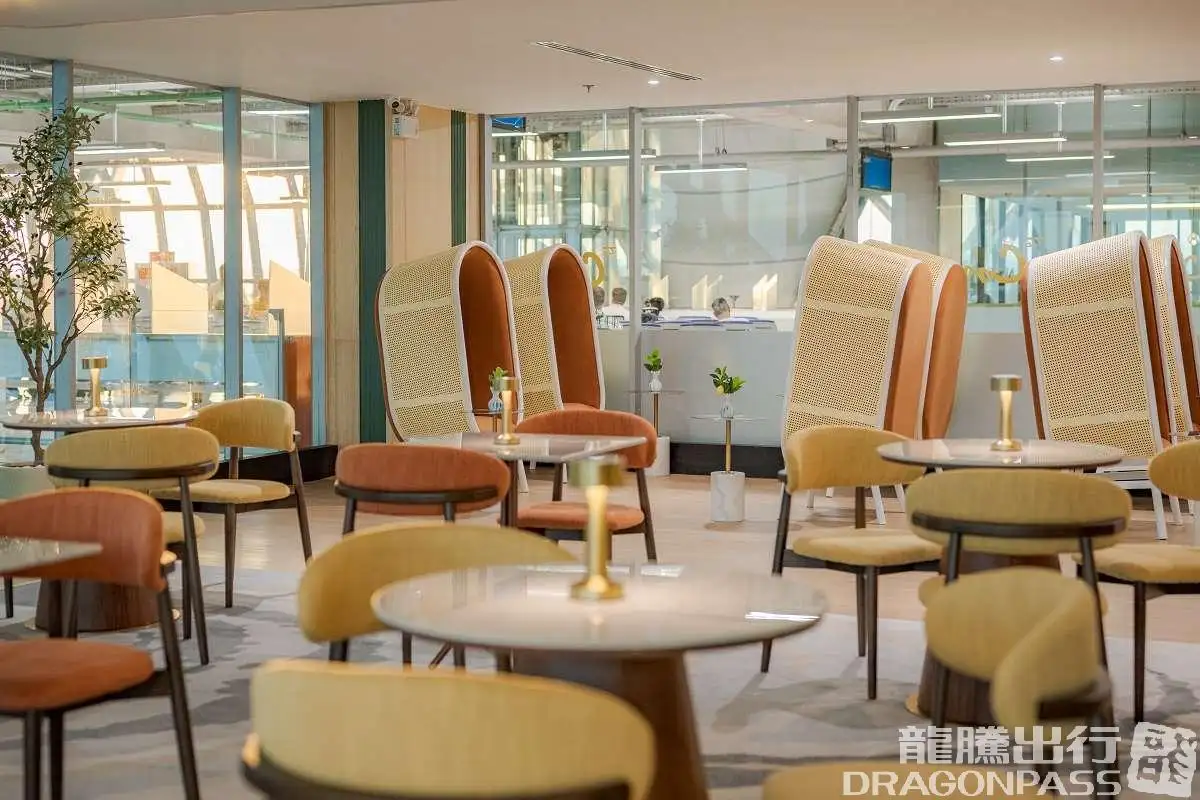 The Coral Finest Business Class Lounge (Cocoon)						 – photos 16