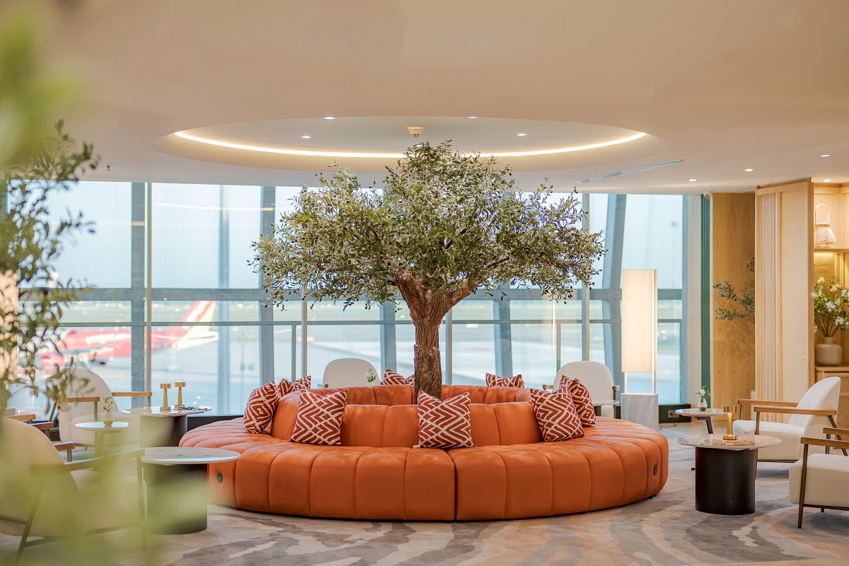 The Coral Finest Business Class Lounge (Cocoon) atmosphere, image 6
