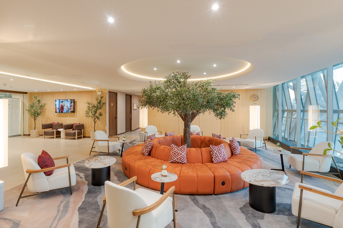The Coral Finest Business Class Lounge (Cocoon) atmosphere, image 5