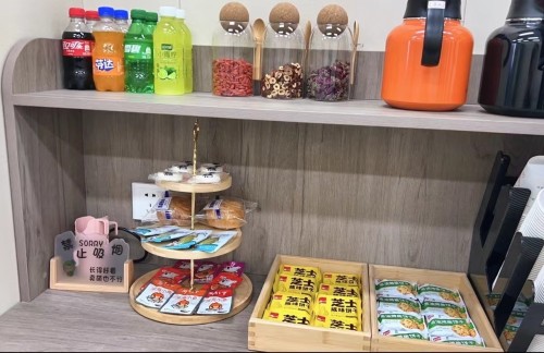 air-441571商务座候车区