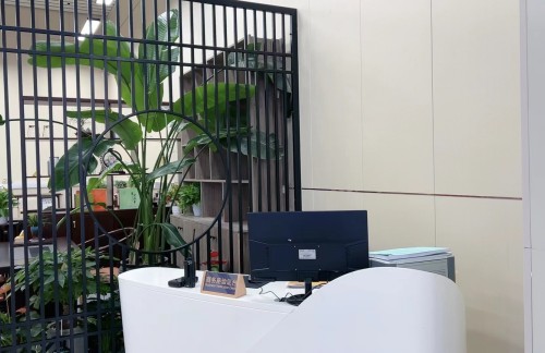 air-441571商务座候车区