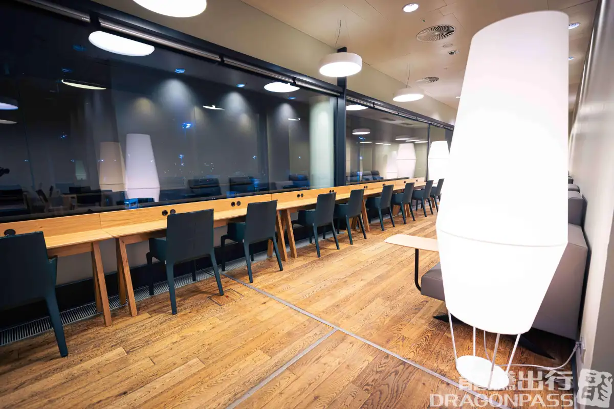 Austrian Business Lounge (Schengen) – photos 2