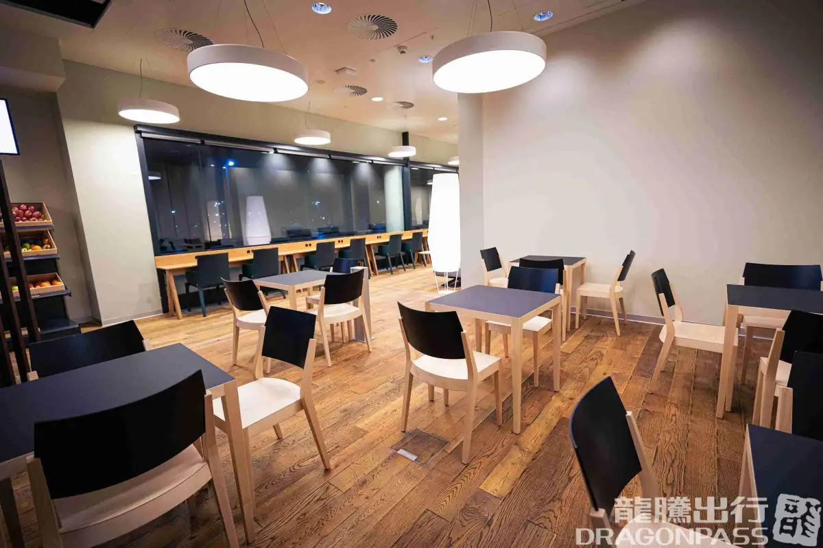 Austrian Business Lounge (Schengen) – photos 3