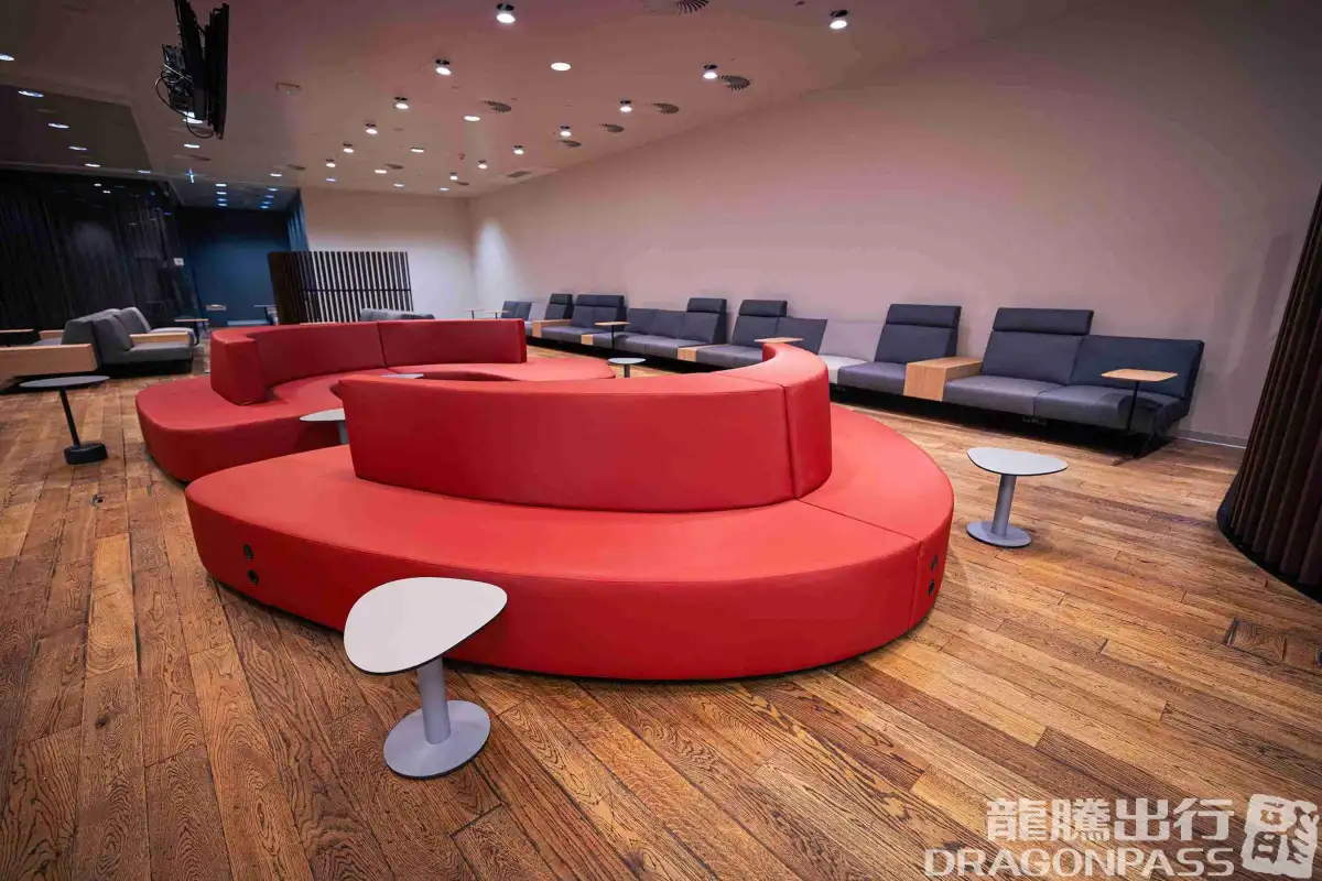 Austrian Business Lounge (Schengen) – photos 4