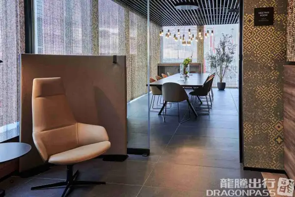 Prima Vista Lounge Portus – photos 5