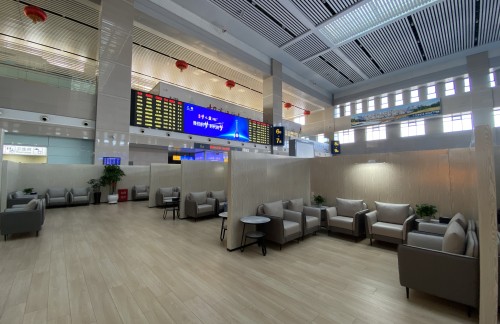 ccxz沈铁文旅商务座候车区