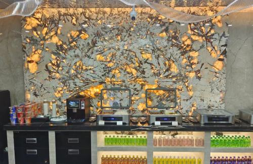 CGQ国内头等舱休息室（10号登机口对面）