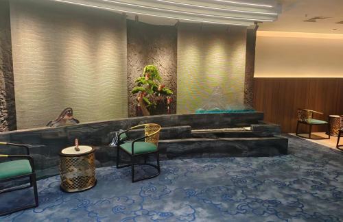 CGQ国内头等舱休息室（10号登机口对面）