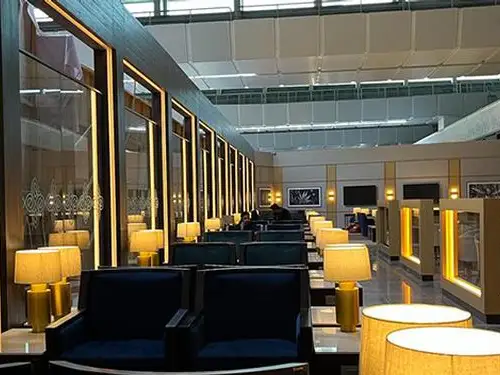 Encalm Lounge (International)