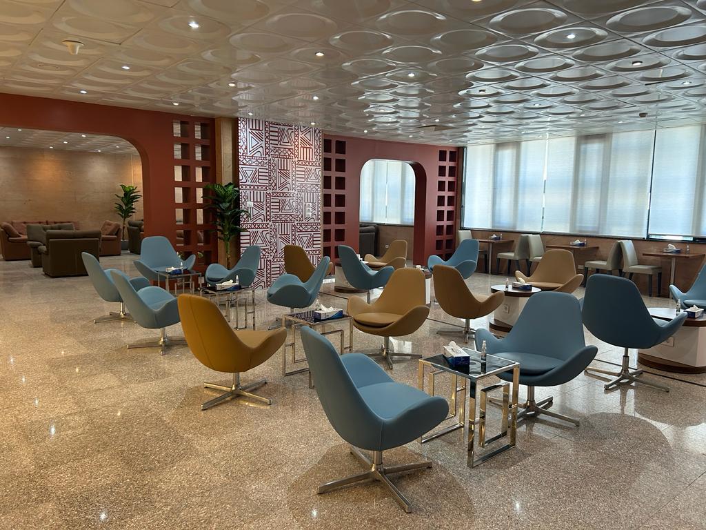 Pearl Lounge atmosphere, image 6