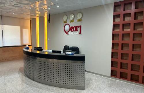 LXRPearl Lounge (Domestic)