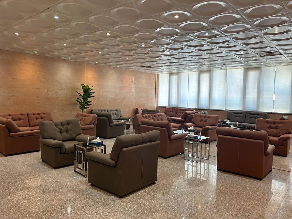 Pearl Lounge atmosphere, image 3