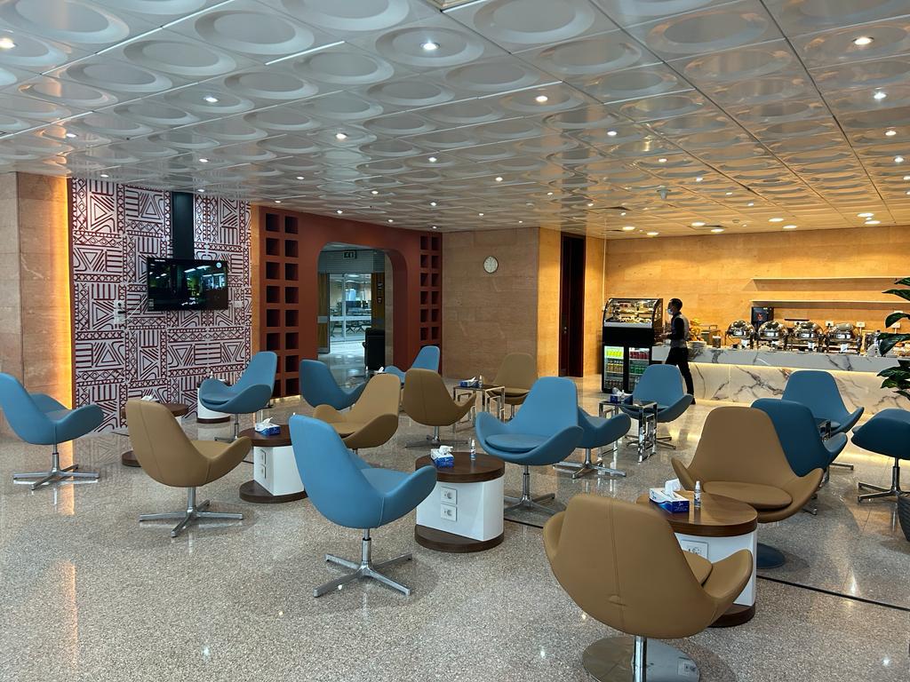 Pearl Lounge atmosphere, image 2