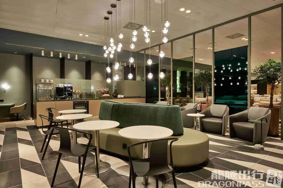 Aspire Lounge (No.41) – photos 8