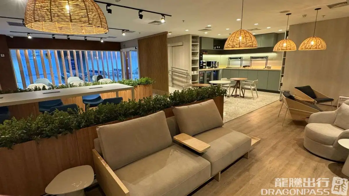 Latitude VIP Lounge – photos 2