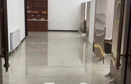 BT2商务座候车室