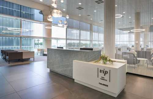 BCNColomer Lounge (T1)