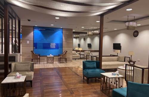 ISBDomestic Cip Lounge