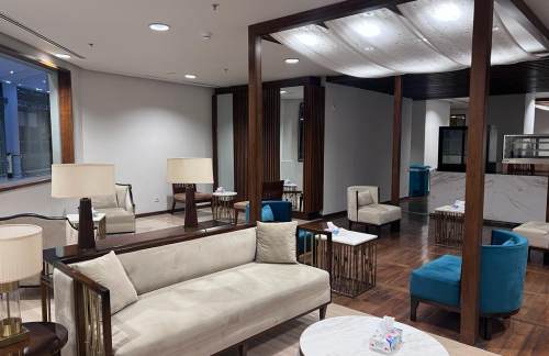 ISBDomestic Cip Lounge