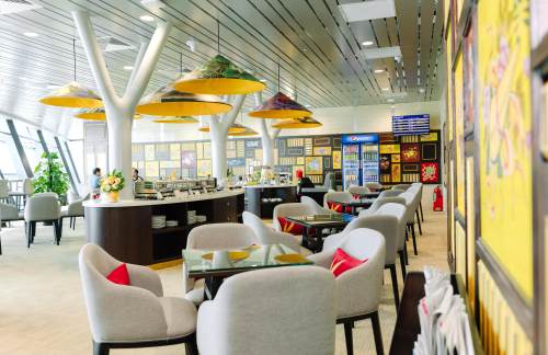 HUISH Premium Lounge Phu Bai