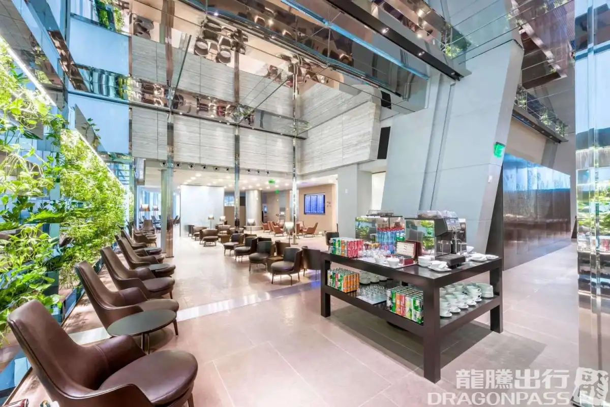 Al Maha Lounge - South Node – photos 11