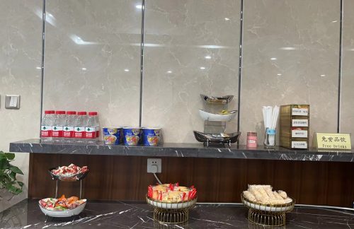 YCU国内头等舱候机室2