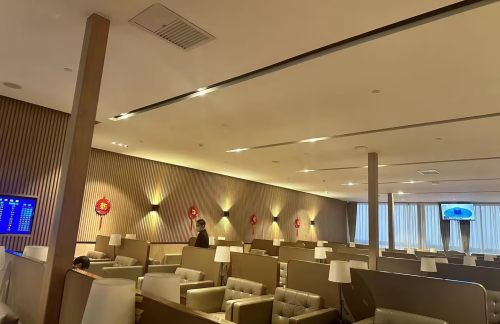 bjnz商务座候车区1