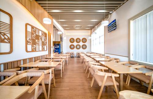 PXUSH Premium Lounge Pleiku