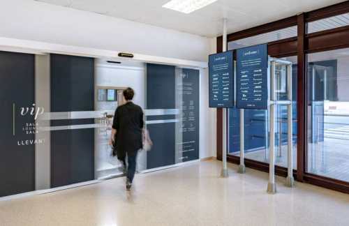 PMISala VIP Llevant (暂停使用)