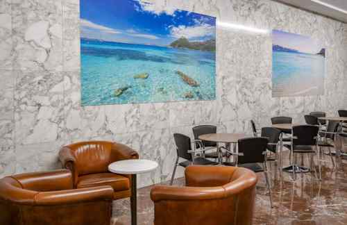 PMISala VIP Llevant (暂停使用)