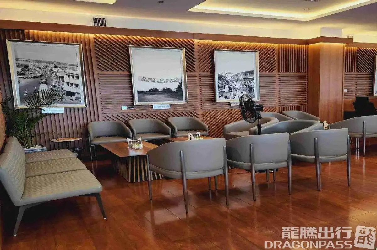 LSG Things Remembered Lounge – photos 6