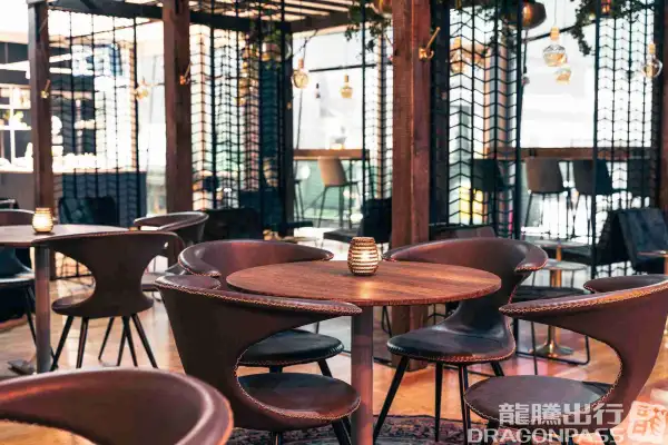 The Lounge by Menzies Aviation – photos 5