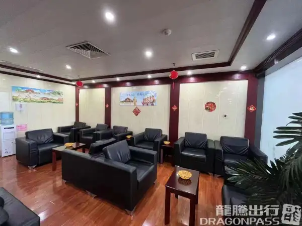 First Class Lounge – photos 3