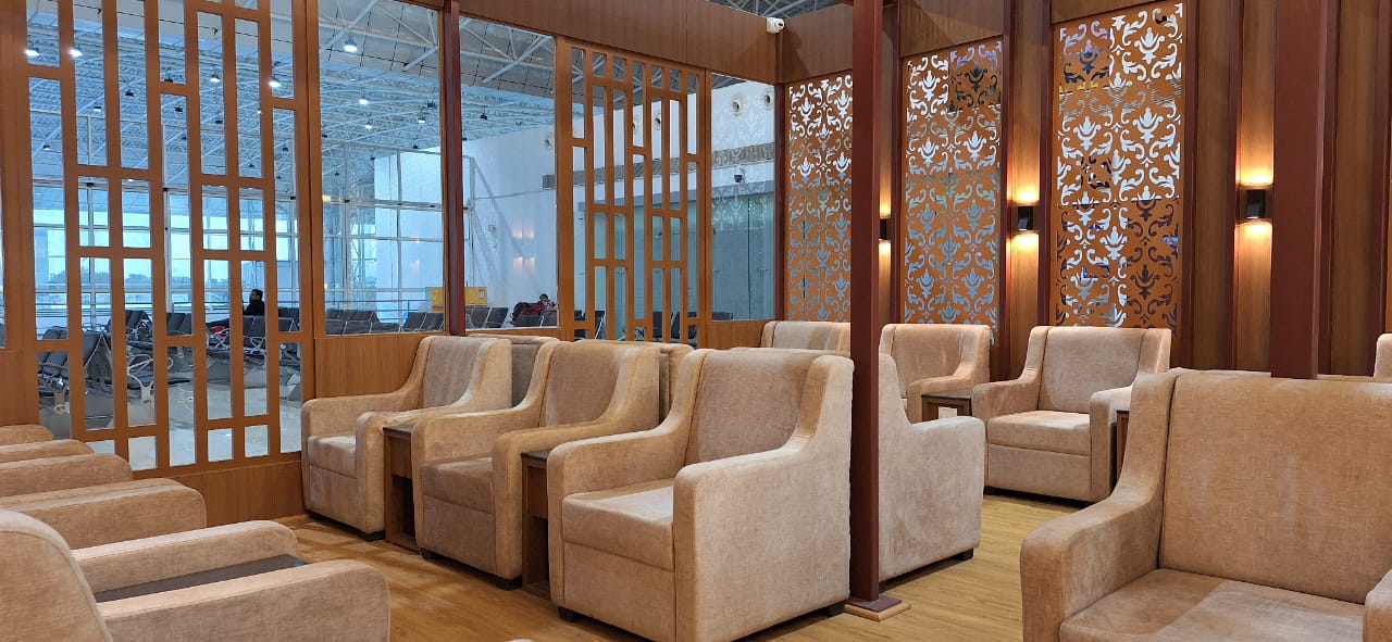 The Airr Lounge atmosphere, image 5