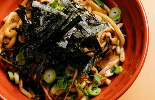 赫尔辛基万塔机场TGM Asian Fusion