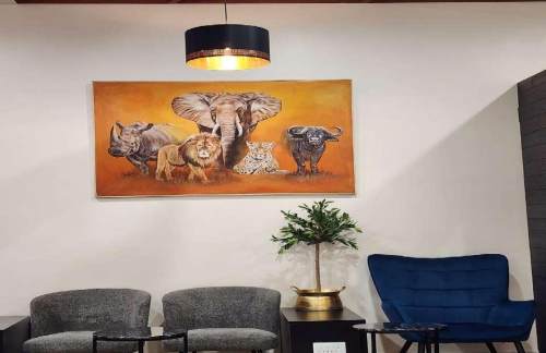 HREVhakacha Lounge 