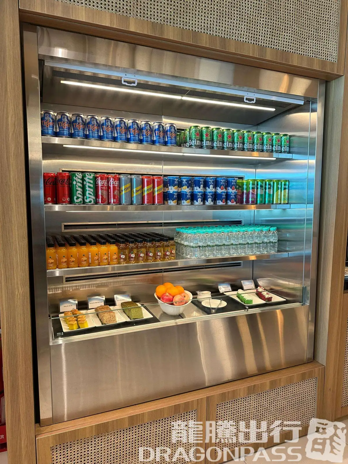 Travel Club Lounge and Bar – photos 10