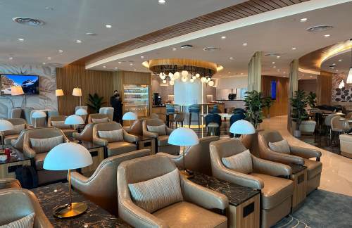 BKITravel Club Lounge and Bar