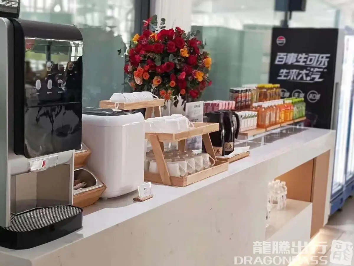 First Class Lounge – photos 7