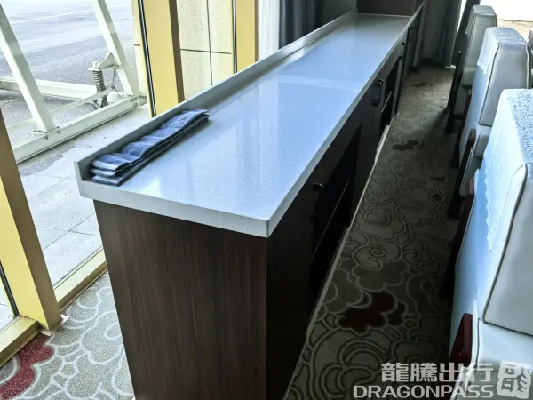 First Class Lounge – photos 5