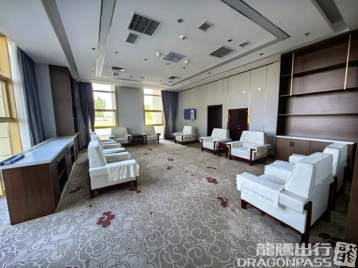 First Class Lounge – photos 6